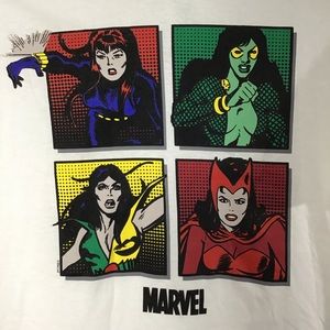 Marvel Superheroes Tee Shirt Large NWT